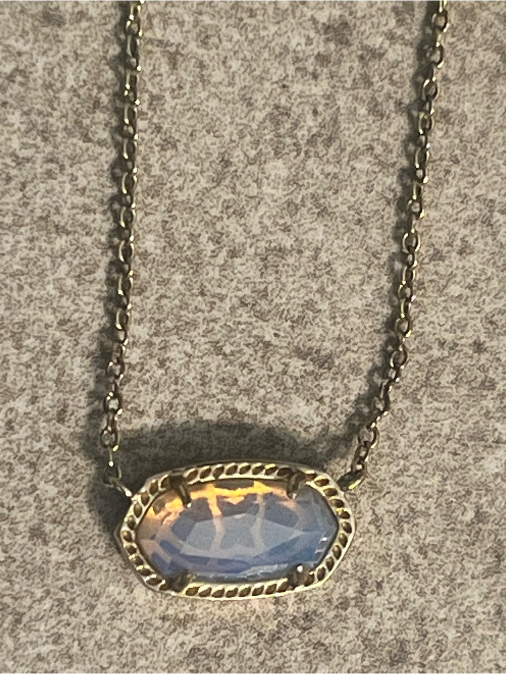 Kendra Scott Elisa Gold Pendant Necklace with Iridescent Stone